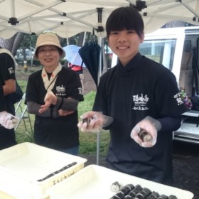 さざえの海苔巻き。美味しいんだな〜