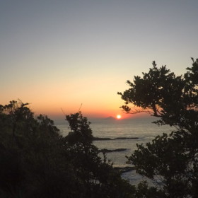 日の出 みんな足がとまる